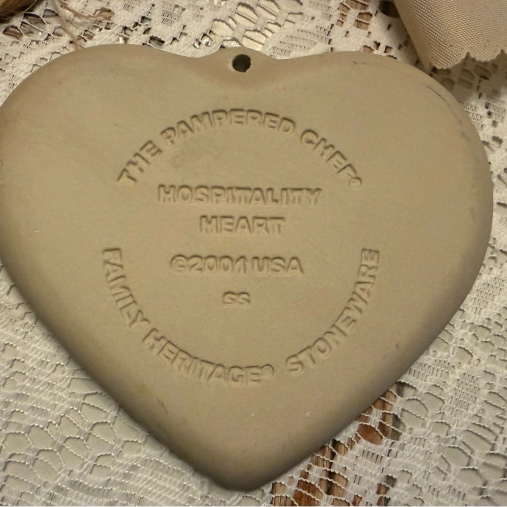 Pampered Chef Hospitality Heart Stoneware Ornament Set of 6 Vintage - Picture 9 of 9